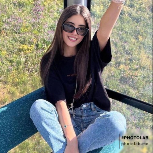 Oumaima B.