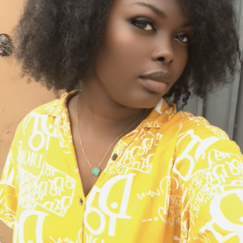 Nana yaa T.