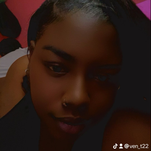 loneysha F. profile photo