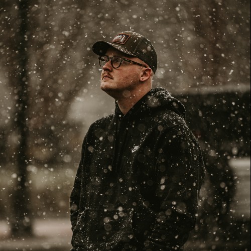 Max M.