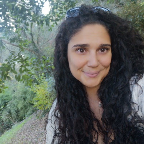 Cátia  R.
