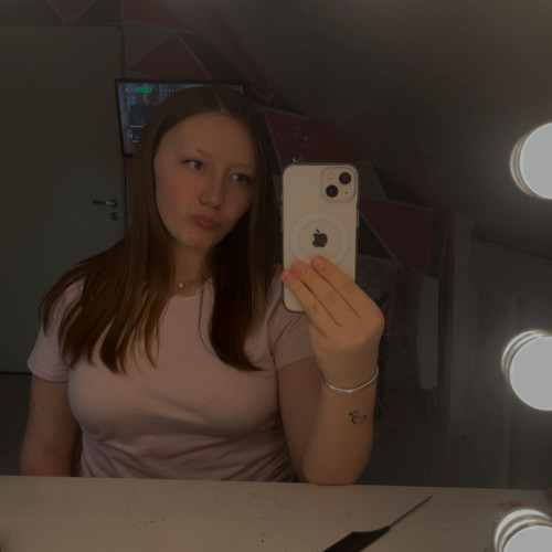 Louane J. profile photo