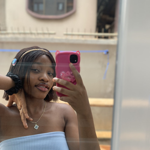 BEAUTIFUL  L. profile photo
