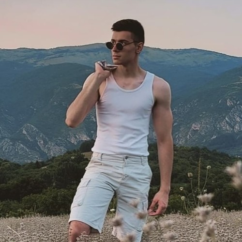 Luka D.