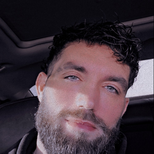 Travis  W. profile photo