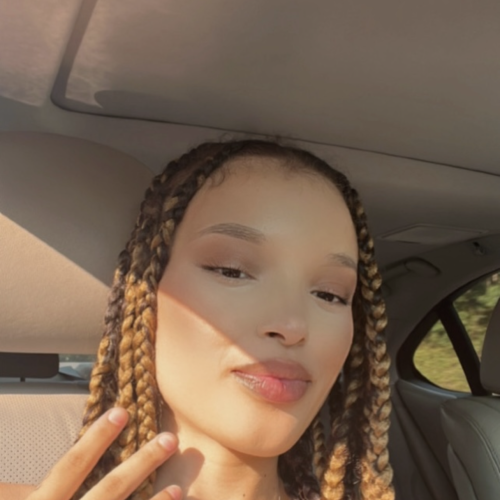 Carmesha  K.