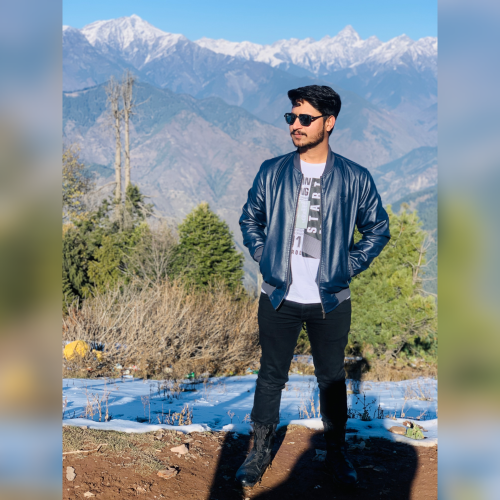 Waqar  A.