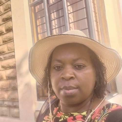 Lily E E. profile photo