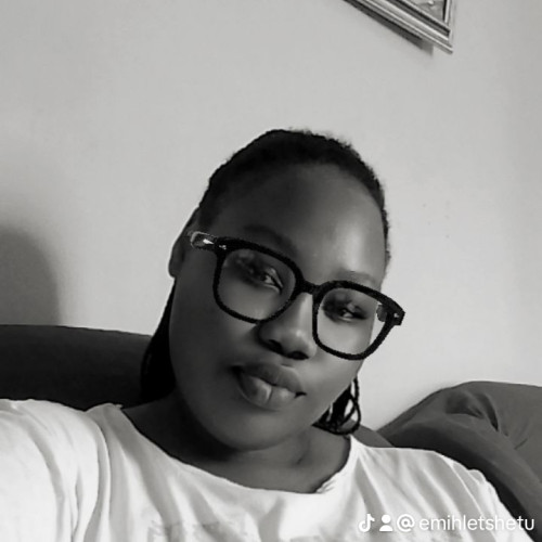 Emihle T. profile photo