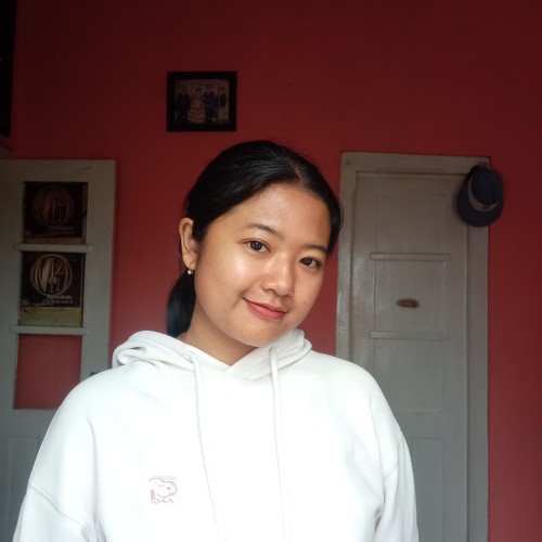 Dewi S.