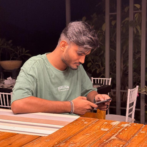 Divesh khandekar  K. profile photo