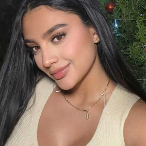 Clara R. profile photo