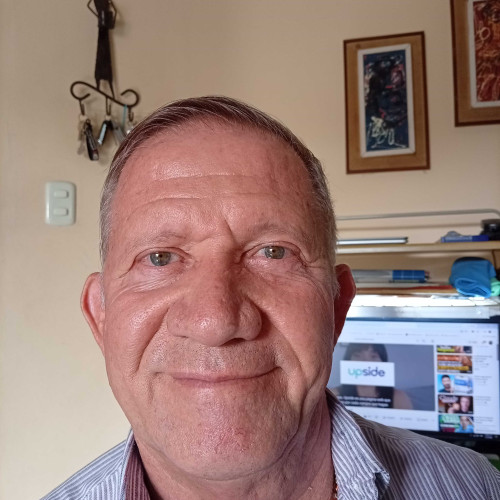 Enrique L. profile photo