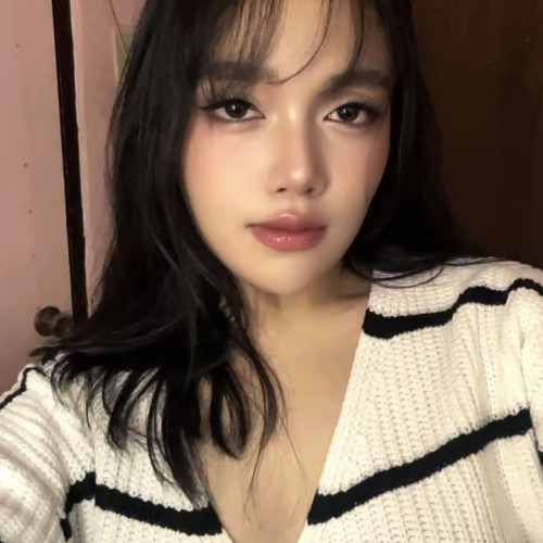 Daisy D. profile photo