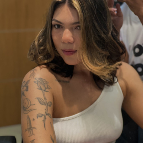 julia h. profile photo