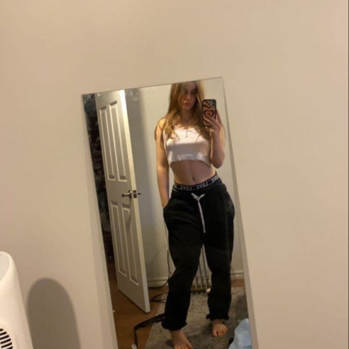 lily D. profile photo