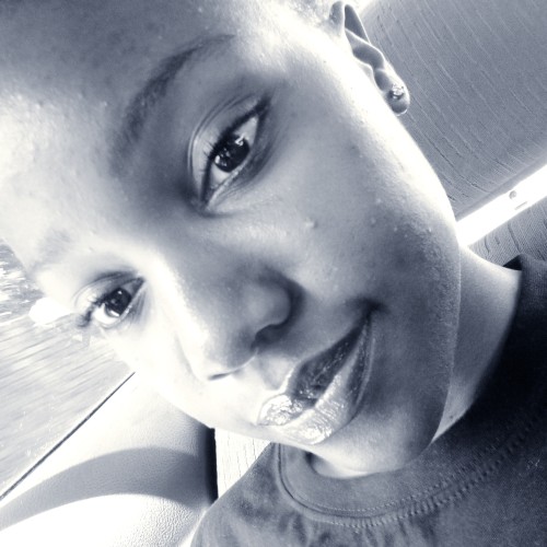 Mona  L. profile photo