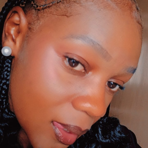 Dee C. profile photo