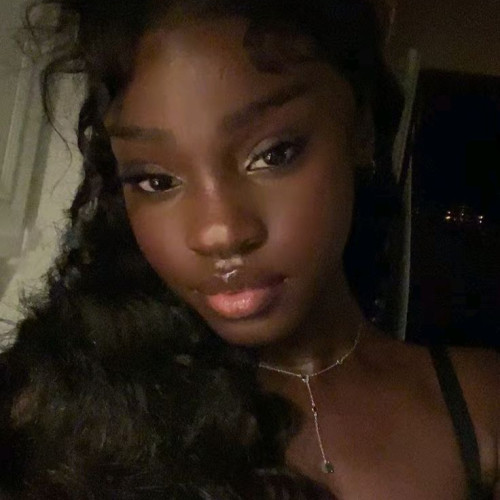 Elvie L. profile photo