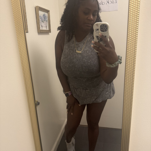 Nasia b. profile photo