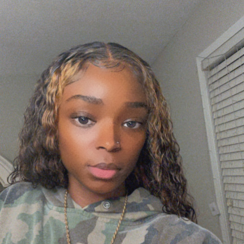 Melly N.