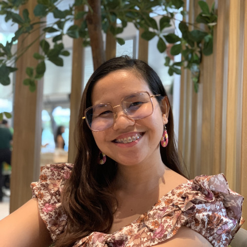 Hil L. profile photo