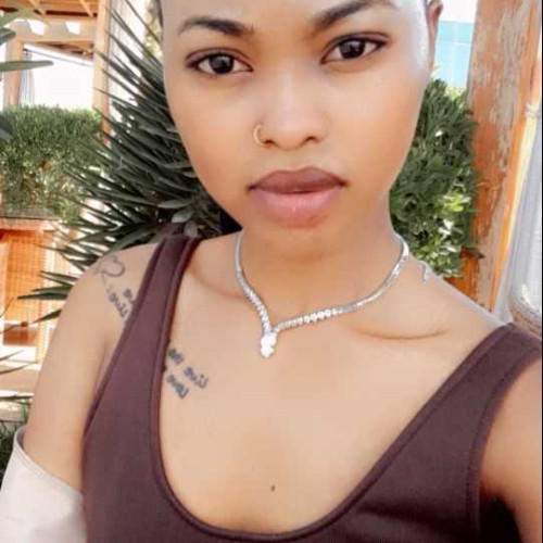evarlyne e. profile photo