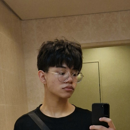 Ryo M.