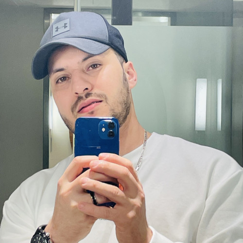 Aziz O. profile photo