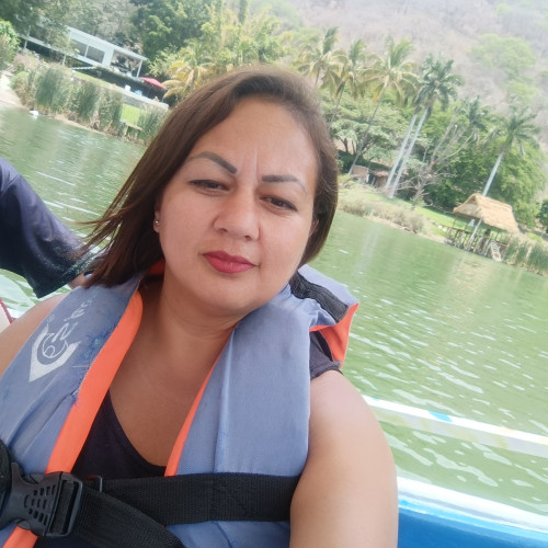 Mely R. profile photo