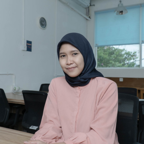 Dewi W. profile photo