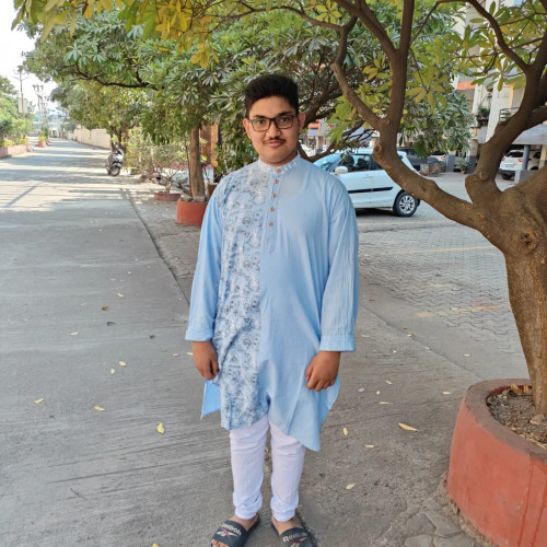 Ishaan R.