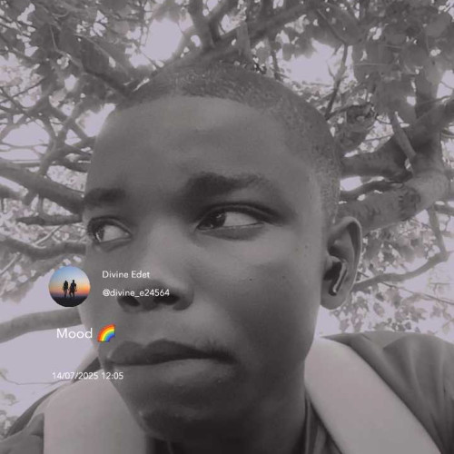 DIVINE E. profile photo
