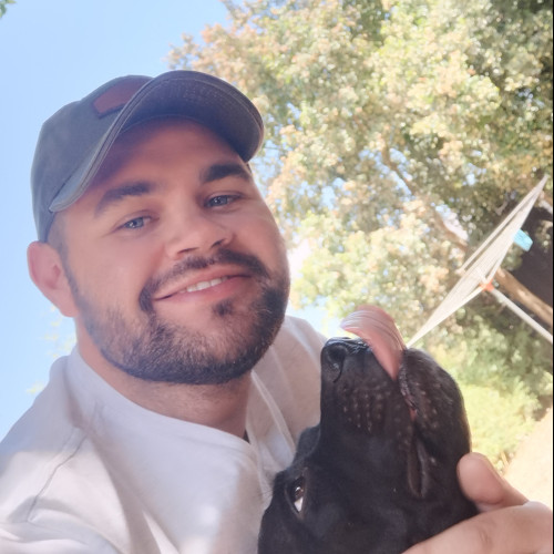 Esias S. profile photo
