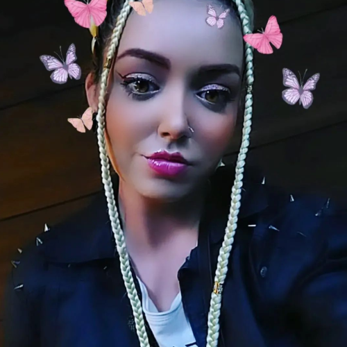 Emmily C. profile photo