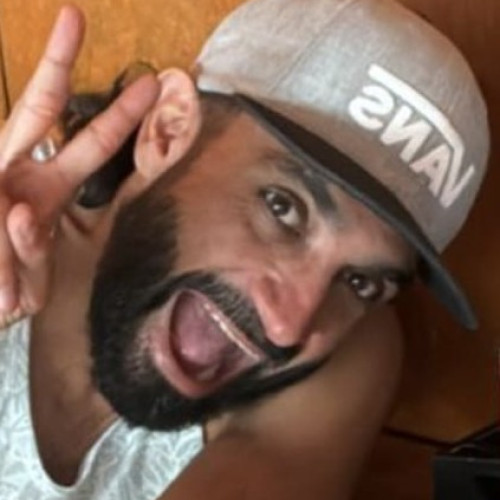 Luis  V. profile photo