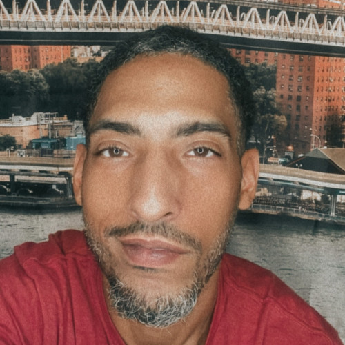 Day H. profile photo