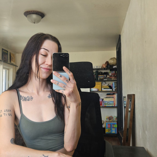 Kaitlyn  R.
