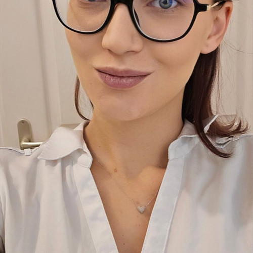 Leonie M. profile photo
