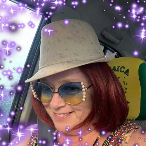 Shelley W. profile photo