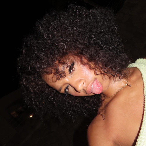 shannon w. profile photo