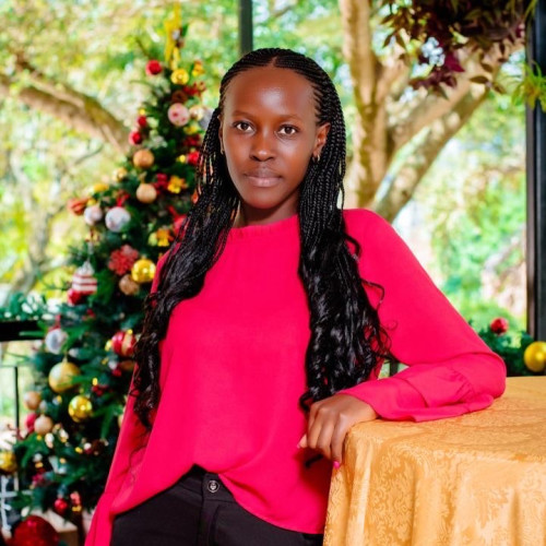 Pauline T. profile photo
