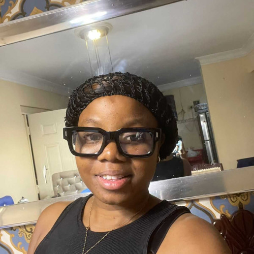 lisania f. profile photo