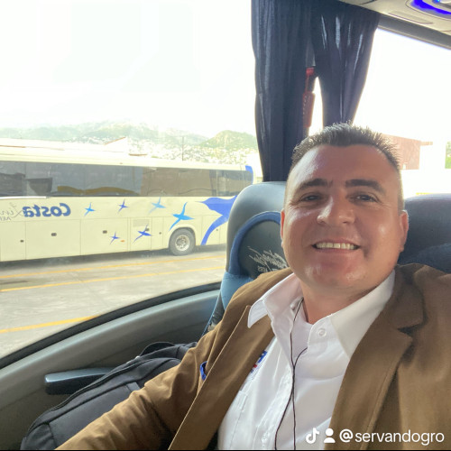SERVANDO  R. profile photo