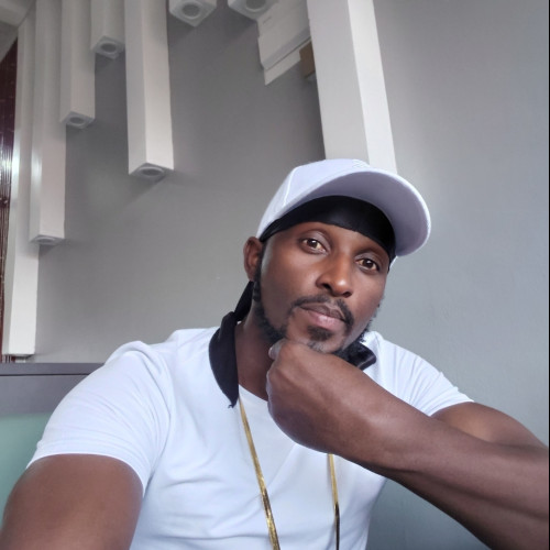 Raiy T. profile photo