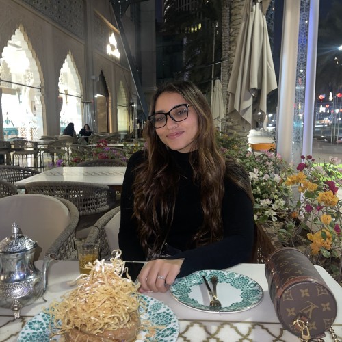 Yasmine  H.