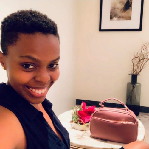 lyne e. profile photo