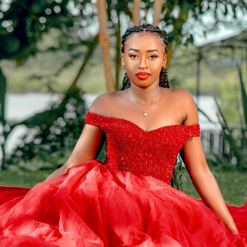 Essy K. profile photo