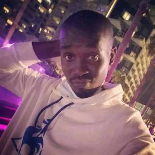 CHIMERE  J. profile photo