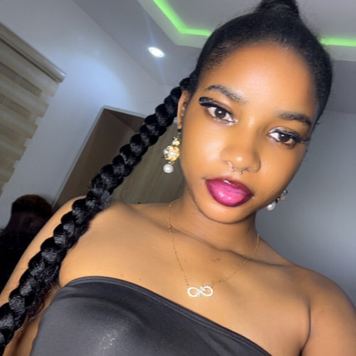 Ella M. profile photo